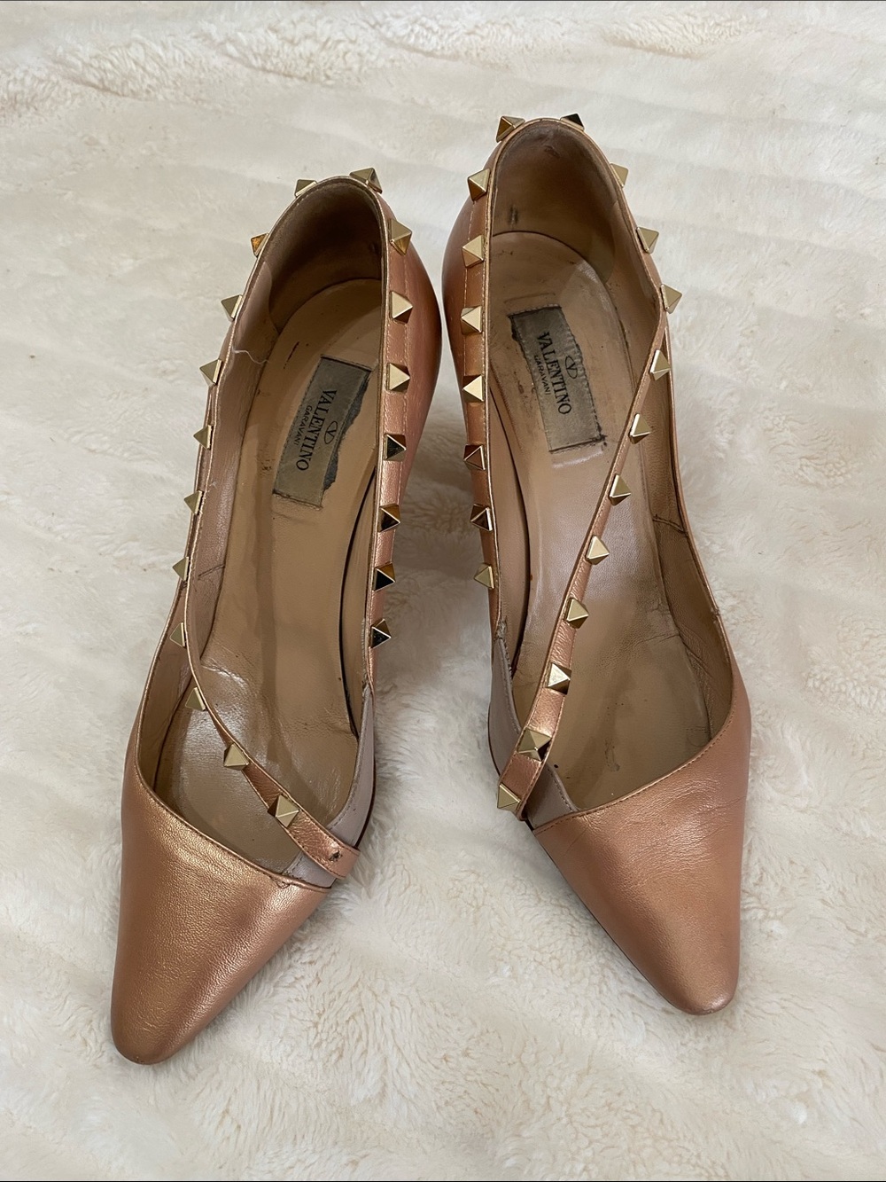 Valentino Metallic Rose Gold Pyramid-Stud Pointed heels